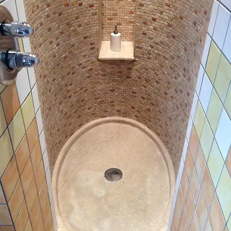 Platea Cavour * Sutri